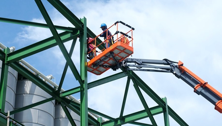 Noleggio mezzi da cantiere: 5 vantaggi rispetto all’acquisto